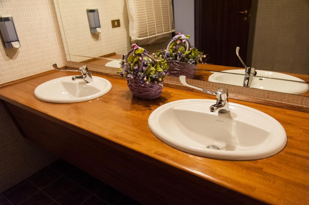 Agriturismo La Solagna Villa Montebello di Bertona Eksteriør bilde