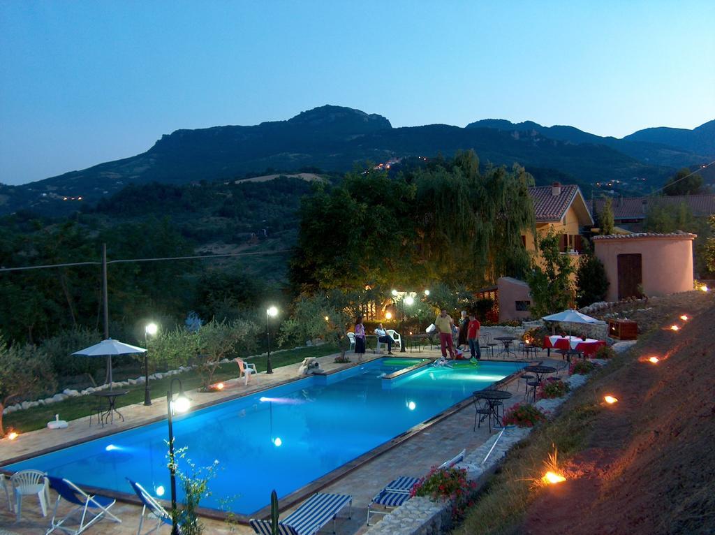 Agriturismo La Solagna Villa Montebello di Bertona Eksteriør bilde